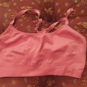 Size large girls Under Armour stretch sportsbra